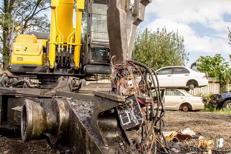 KOBELCO SK210DLC-11 COCHE DEMO