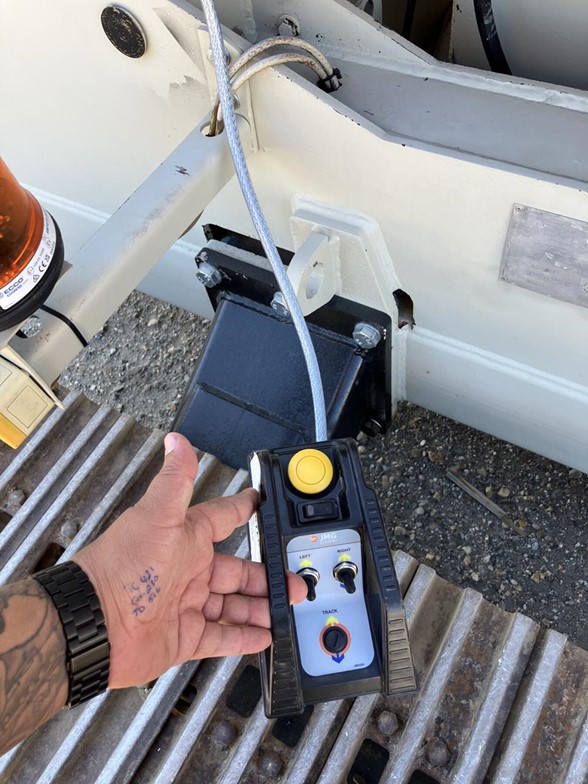 2010 TELESTACK TC421