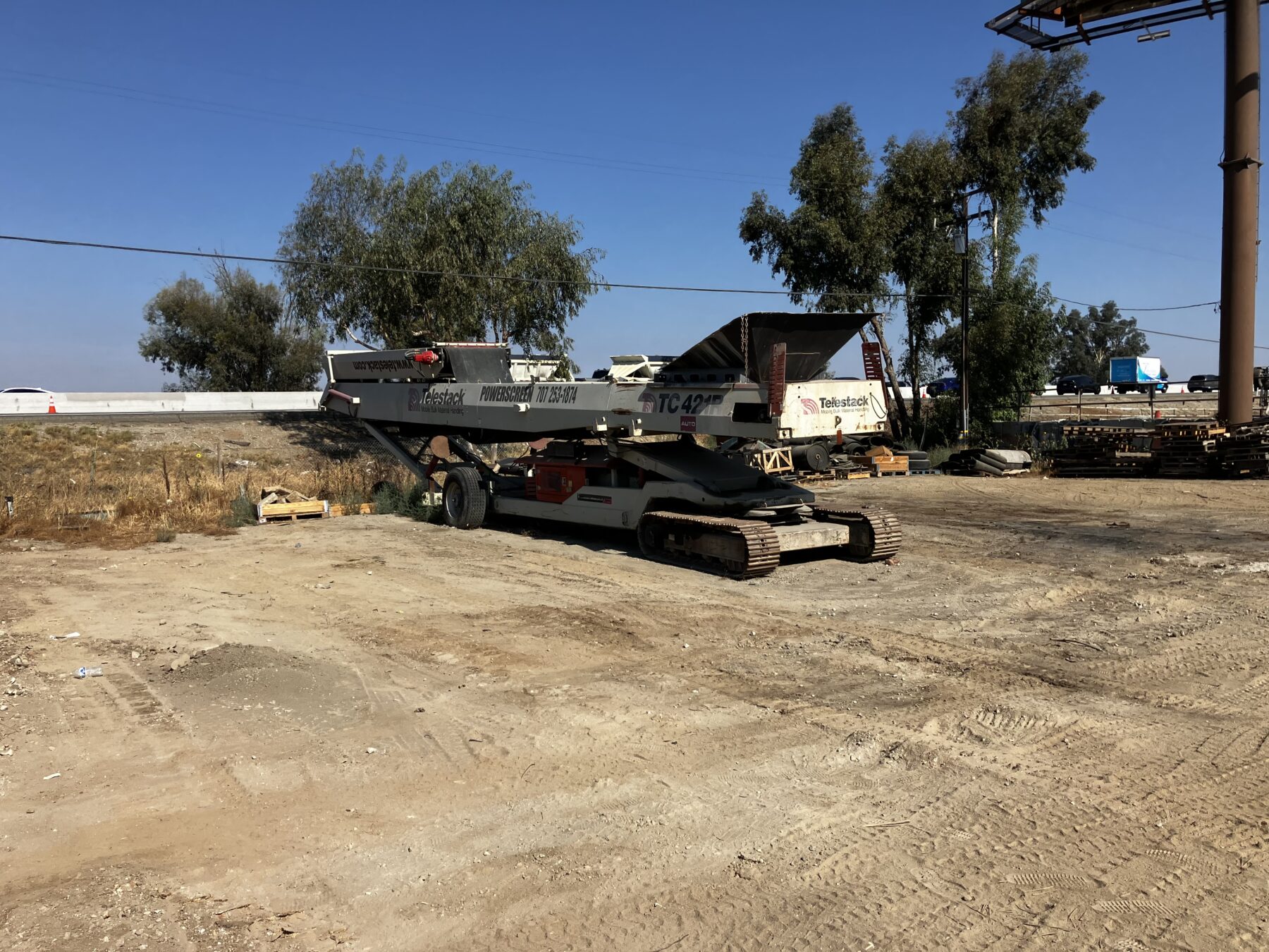2012 TELESTACK TC421R