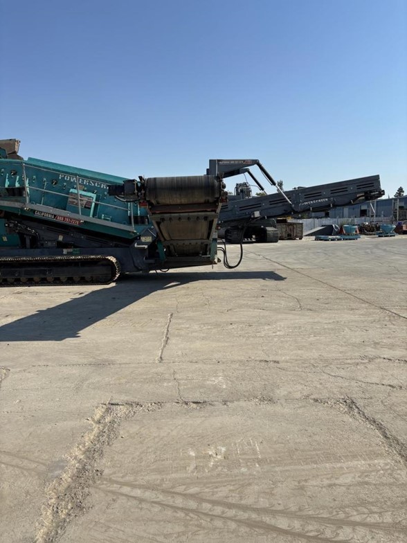 2015 POWERSCREEN WARRIOR 1800
