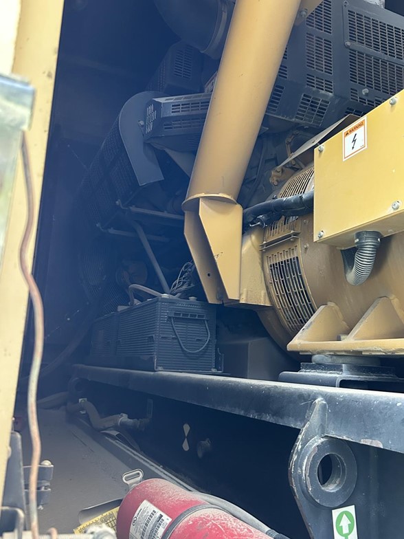 2005 CATERPILLAR XQ800