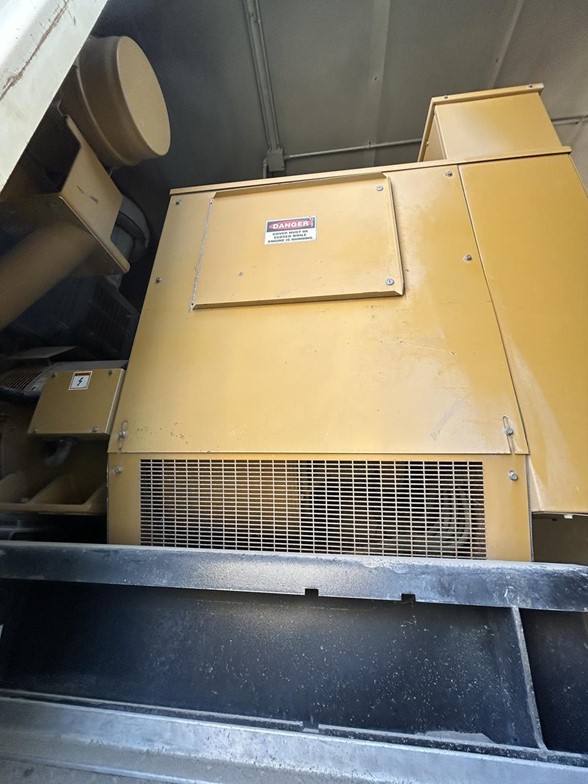 2005 CATERPILLAR XQ800