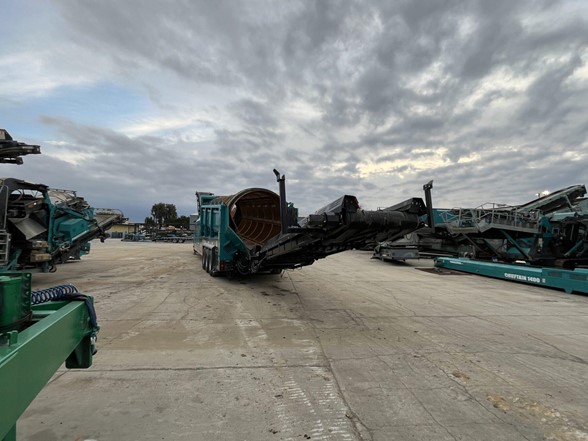 2023 Powerscreen Phoenix 3300