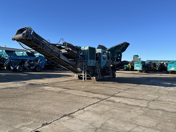 2017 Premiertrak 400X