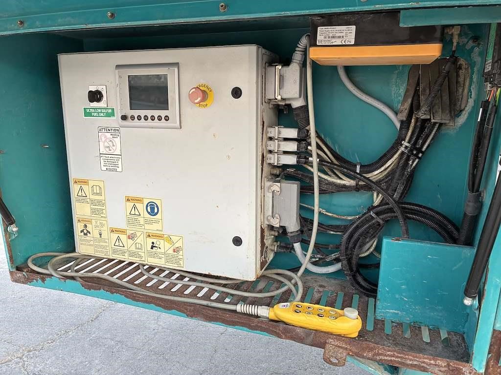 2012 Powerscreen 1300 Maxtrak