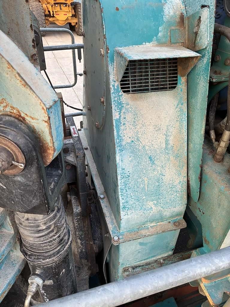 2012 Powerscreen 1300 Maxtrak