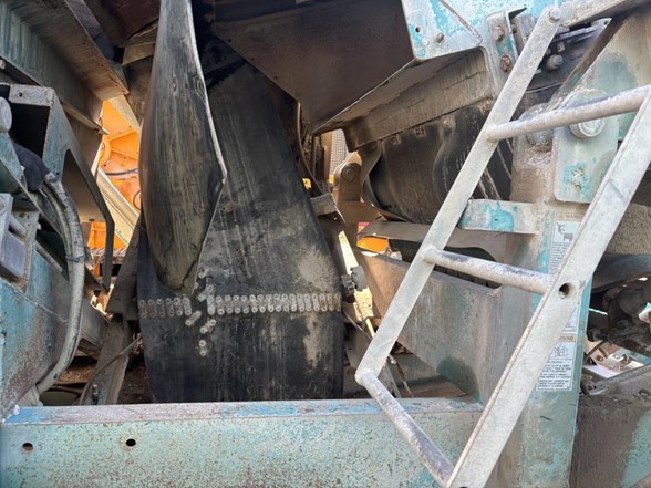 2006 Powerscreen Chieftain 2100