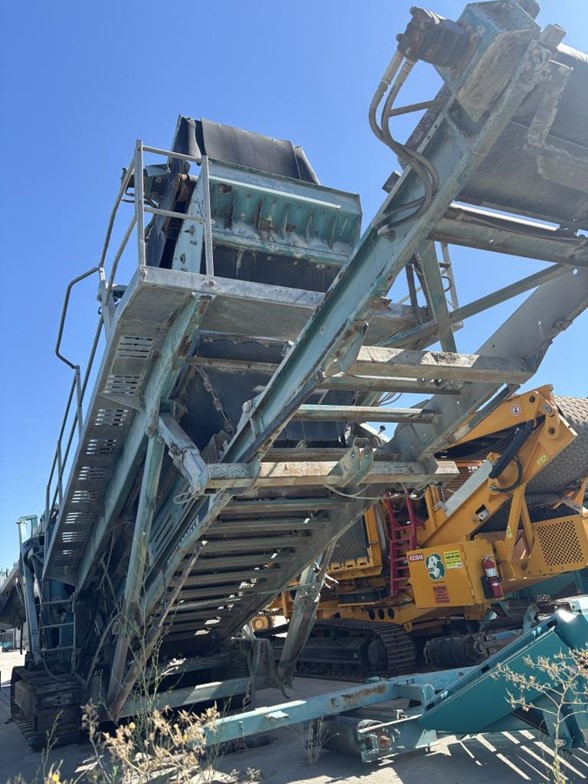 2006 Powerscreen Chieftain 2100