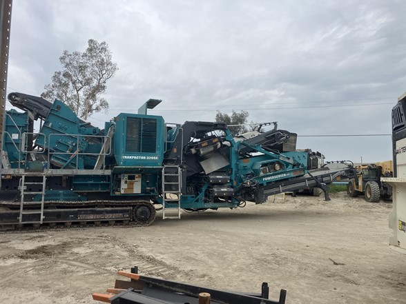 2020 POWERSCREEN TRAKPACTOR 320SR