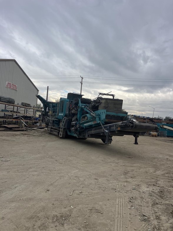 2020 POWERSCREEN TRAKPACTOR 320SR