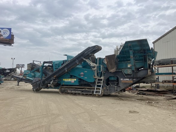 2020 POWERSCREEN TRAKPACTOR 320SR