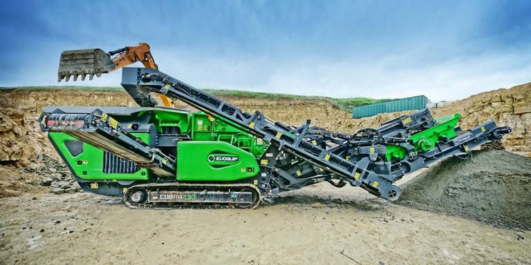 Cobra 230R