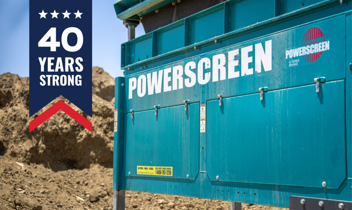 Powerscreen Chieftain screenbox with 40 years strong icon